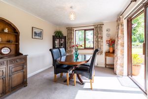 Dining Room- click for photo gallery